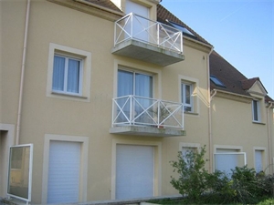 appartement à la location -   77240  CESSON, surface 47 m2 location appartement - APR751326